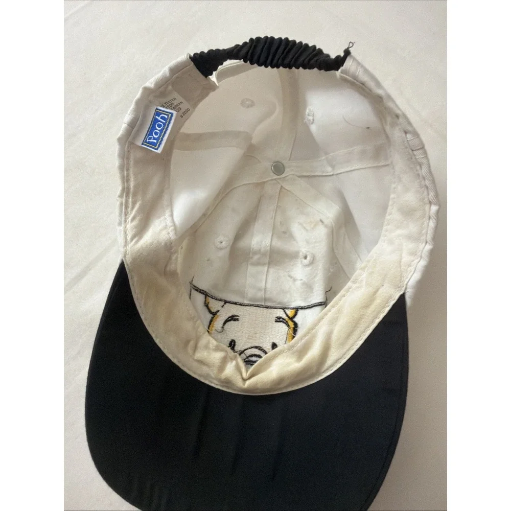 Winnie the‎ Pooh: The Many Adventures of Winnie the Pooh Adult White And Red Hat